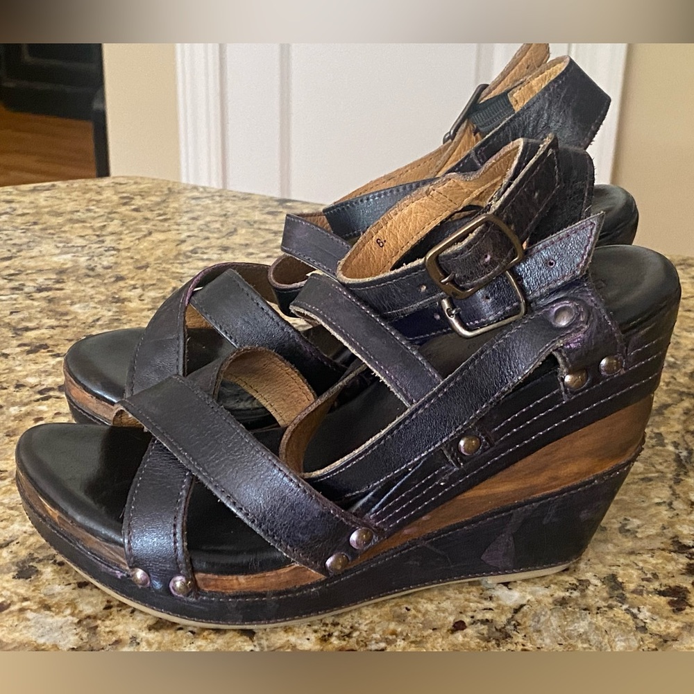 EUC! Bed Stu Juliana Leather Wedge Sandals Size 8